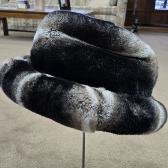 Brown Chinchilla Rex Fur Brim Hat - Picture 3 of 4